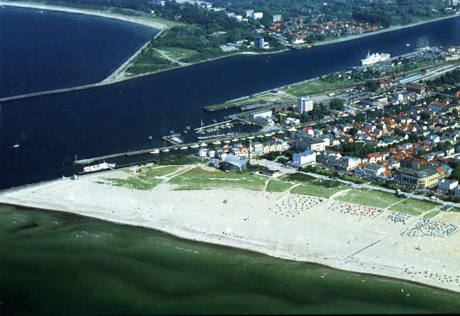 Hotel Bellevue Warnemuende Росток Экстерьер фото