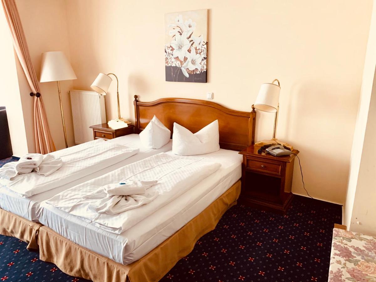 Hotel Bellevue Warnemuende Росток Экстерьер фото